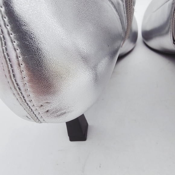 Abound Erinn Silver Metallic Pointy-Toe Kitten Heel Boots NWOB Size 8 - Picture 8 of 12